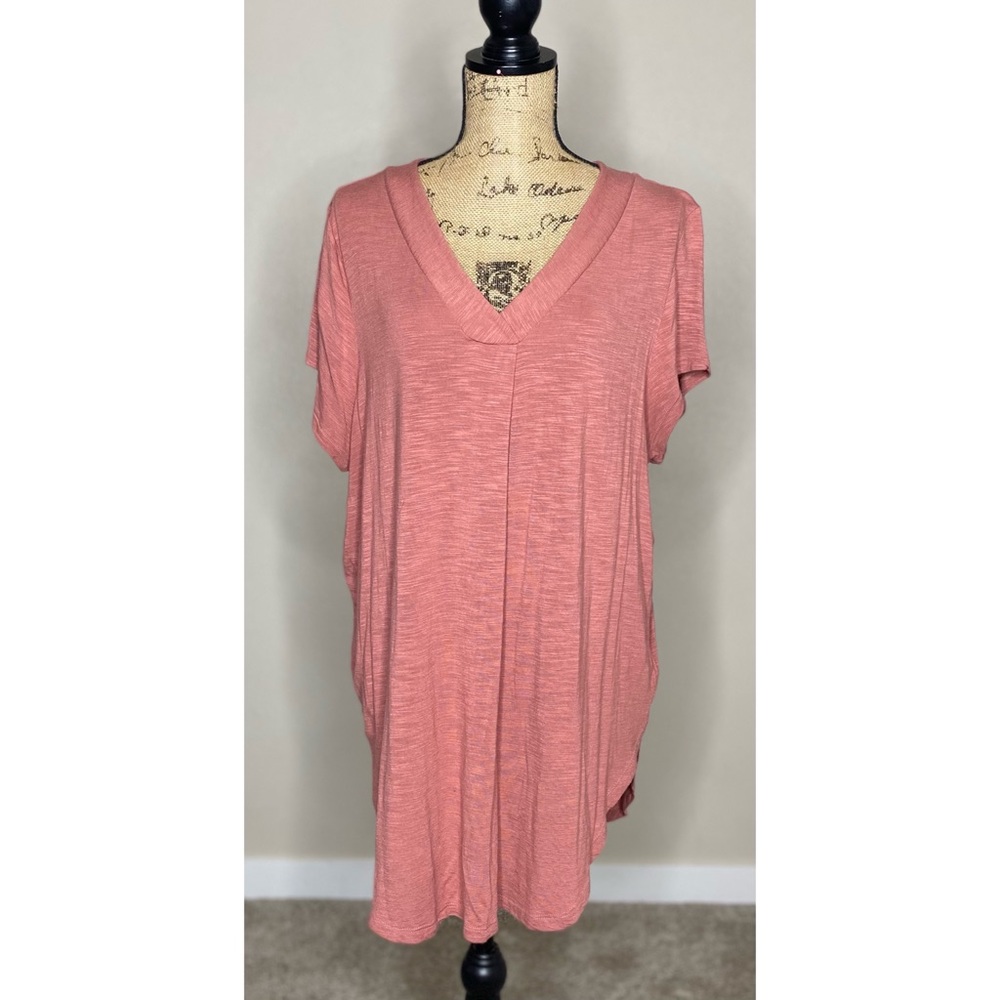 OLD NAVY- Luxe V-neck Top Size XL